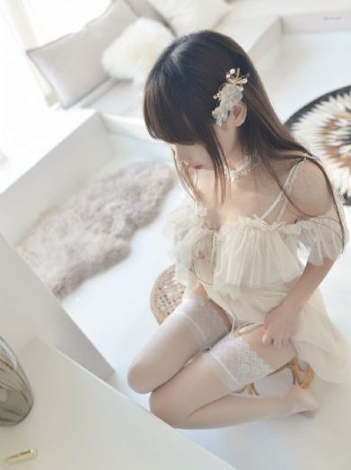 一部皇上吃宫女奶三级_1080P免费高清观看