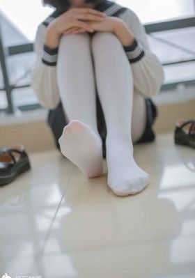 逐月之月2_BD英语高清免费观看