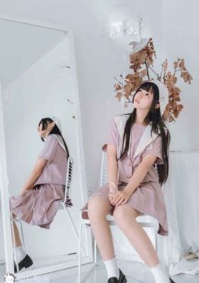 漂亮的保姆 在线_高清蓝光在线观