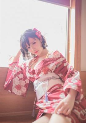 被按摩师侵犯的主妇中文字幕_DVD国语在线观看